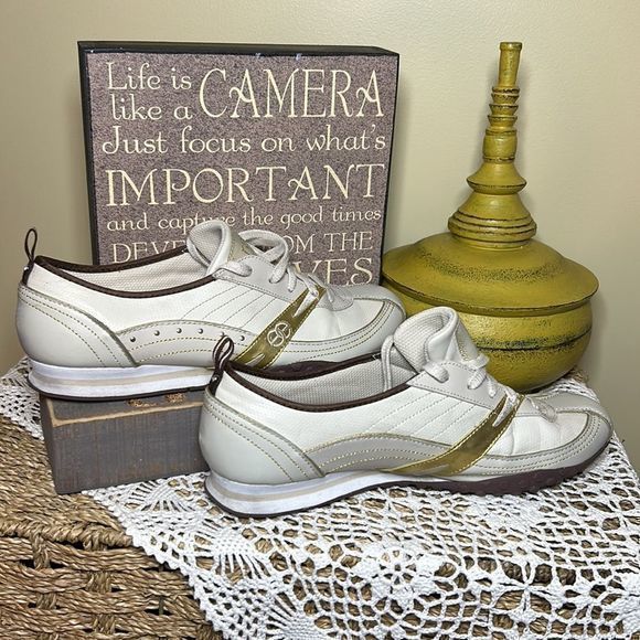 Red by Marc Ecko women’s leather sneakers‎ shoes, size 8.5 - Picture 3 of 10